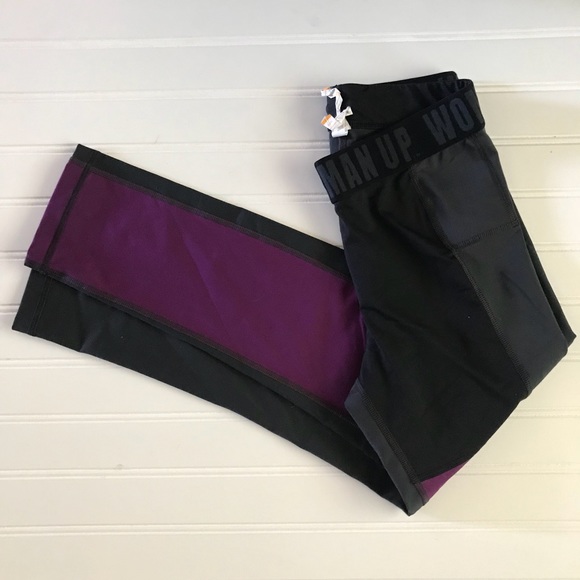 Lucy Color Block Woman Up Capri Legging - Picture 2 of 6